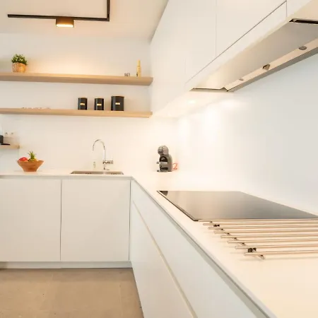 Zeestation With Parking By Interhome Daire