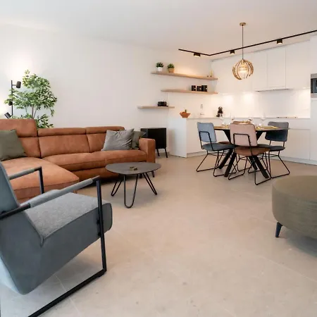 公寓 Zeestation With Parking By Interhome *