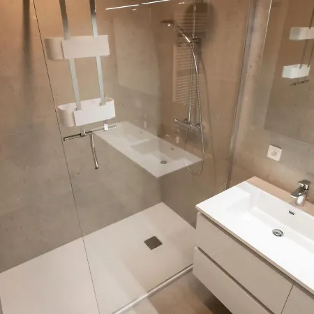 Zeestation With Parking By Interhome 公寓