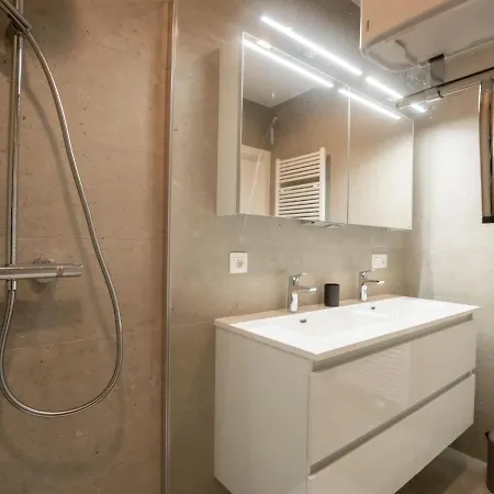 Zeestation With Parking By Interhome 奥斯滕德