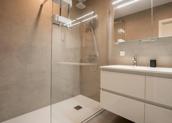 Zeestation With Parking By Interhome Apartamento *